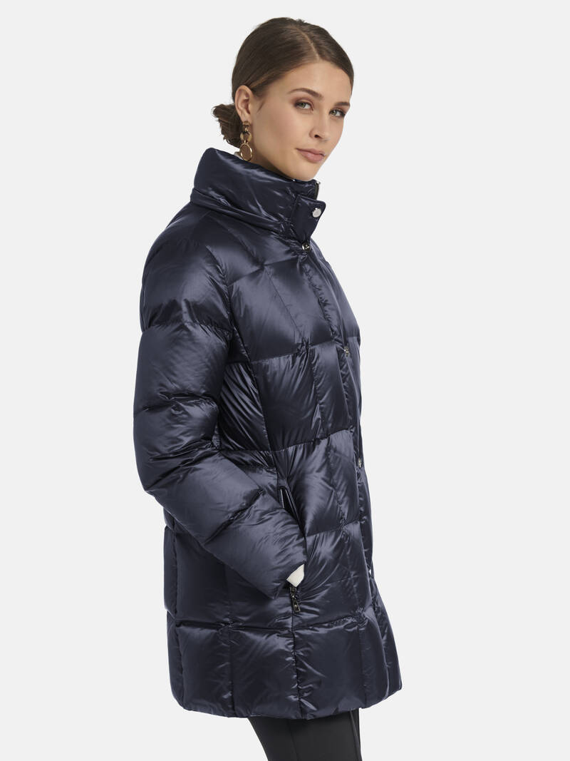 Outdoor jacket innovation made of technosilk in night blue | The ...